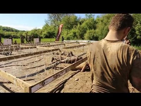 Dimanche 17h00-17h15 : passage de l'Adrénaline Shots au Mud Day de Paris le dimanche 11 mai 2014