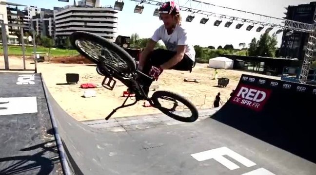 World First : JB Peytavit rentre un bikeflip to fakie lors du FISE Montpellier
