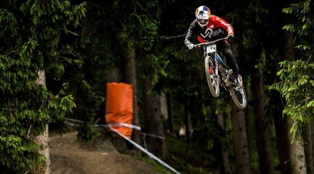 Le résumé de la quatrième étape de la coupe du monde de descente à Leogang