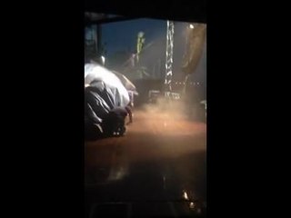 La scène prise d'assaut par l'orage