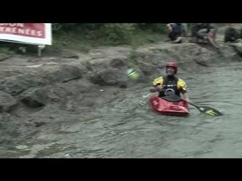 Les troisièmes runs des finales kayak de la coupe du monde