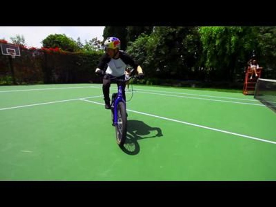 [Portfolio] Danny MacAskill a rendu visite aux lapines Playboy