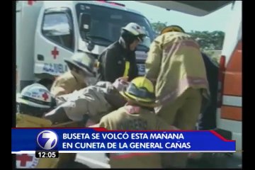 Download Video: Accidente de microbús en ruta General Cañas deja dos heridos