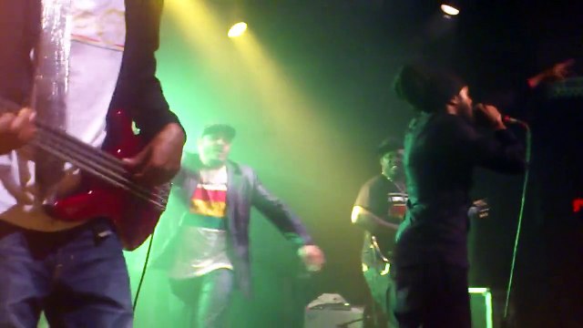 yaniss odua & artikal band rouge jaune vert (live) 2014