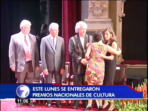 Premios nacionales al arte, la ciencia y la cultura fueron entregados este lunes