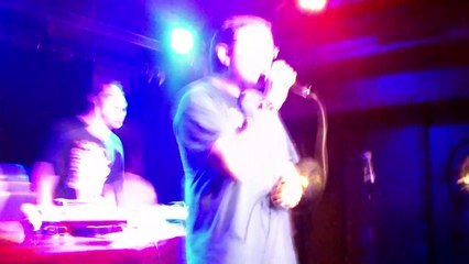 lo du bhale bacce crew cet homme (live) a "la marquise" lyon le 10/05/14