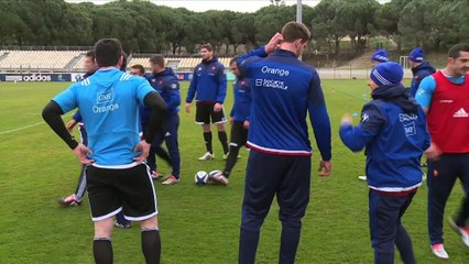 VI Nations - Le trophée dévoilé à Londres