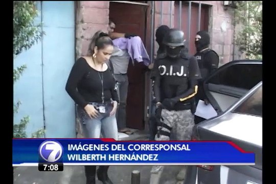 OIJ detiene a sujeto que estaría ligado con 15 tachas a viviendas