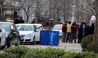 Otomobil İçinde Esrarengiz Ölüm