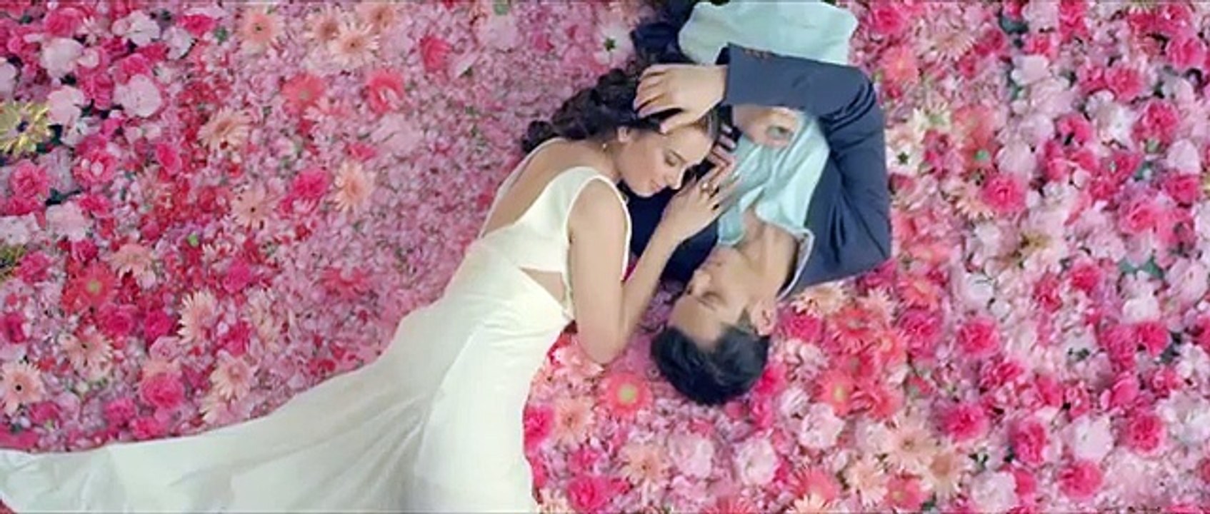 'Khudaai' Video Song - Shrey Singhal, Evelyn Sharma 2015