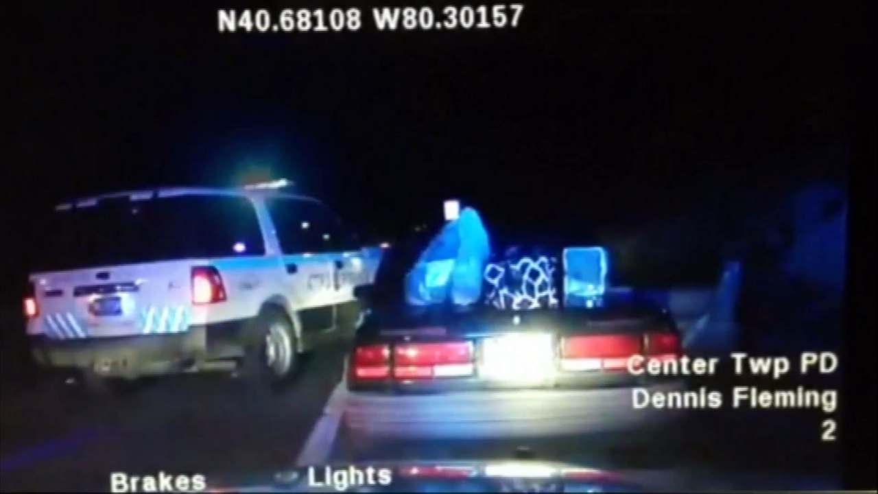 Pennsylvanie : menottée les mains dans le dos, elle s'enfuit avec une voiture de police