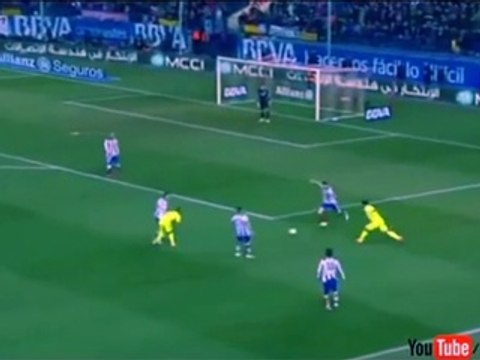 Arda Turan jette sa chaussure sur l'arbitre de touche (Atletico de Madrid vs. FC Barcelone)