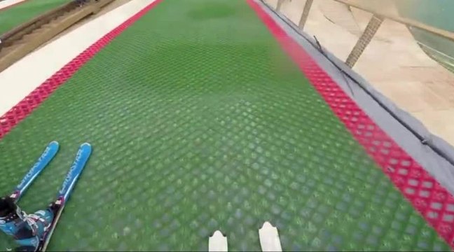 Romain Grojean : double backflip en waterjump