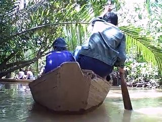 Boat Paddle in Bentre with Sinh Balo Adventure Travel