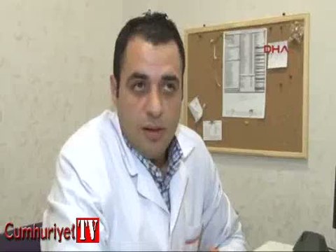 Canlı balığı 'şifa olsun' diye yuttu: Kuyruğundan tutup çıkardım