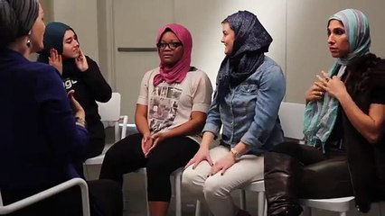Women Wear Hijabs For A Day