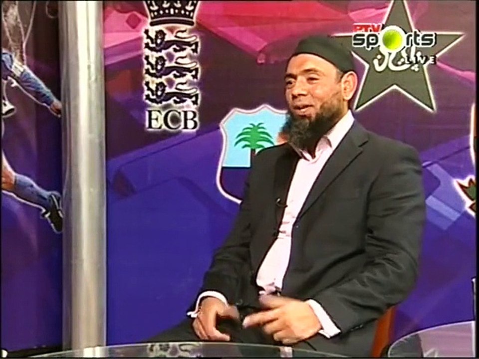 Saqlain Mushtaq Telling How he Started his Cricketing Career