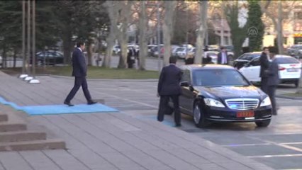 Başbakan Davutoğlu Başbakanlık Merkez Bina'da