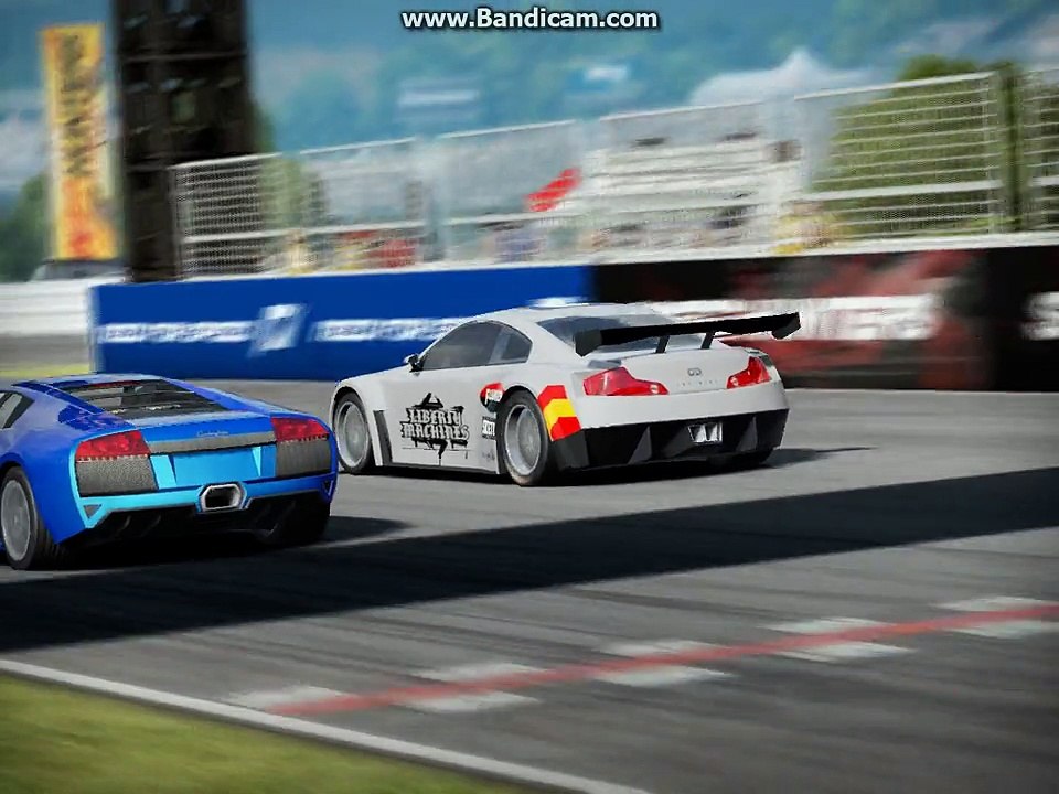 Infiniti G35 (V35) - Circuit de Suzuka est