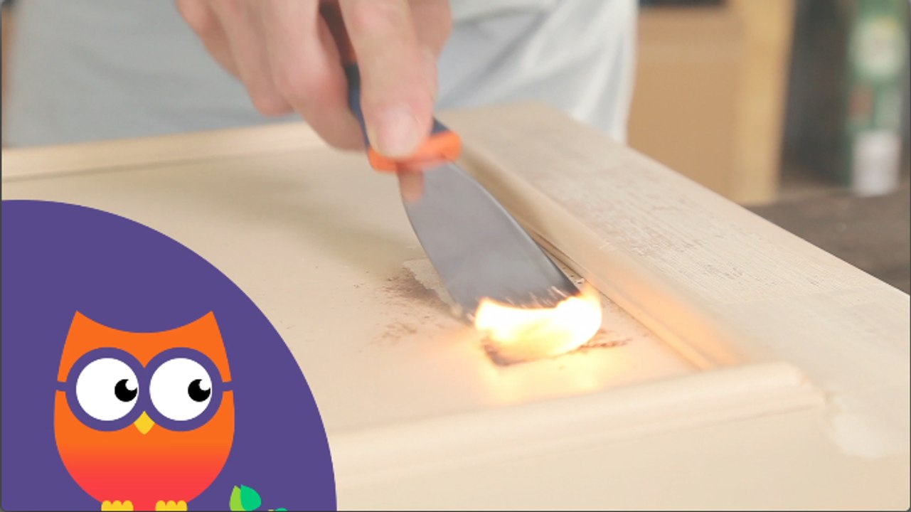 Comment décaper la peinture acrylique (Ooreka.fr)