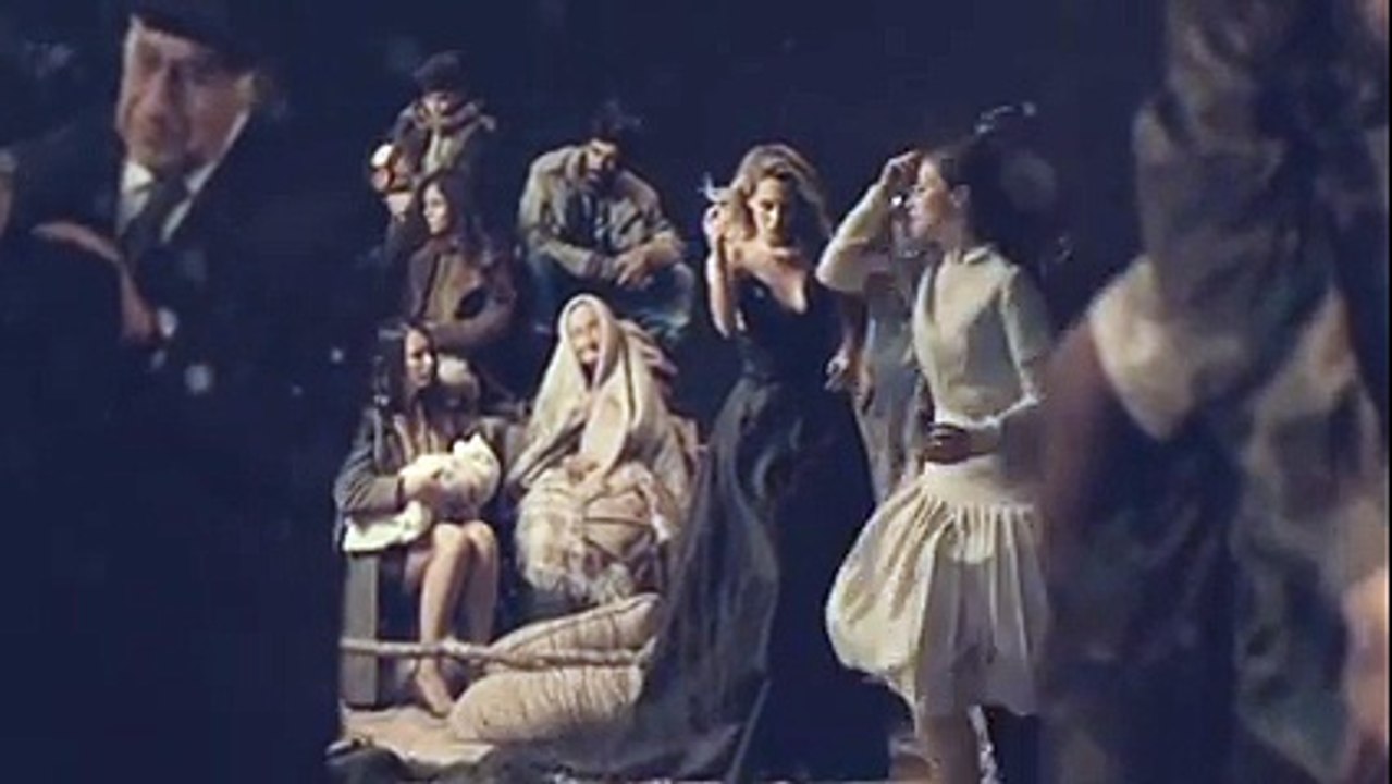 Funda Arar  ♫♥♪ Hayatın Kendi Hesabı Varmış ♫♥♪