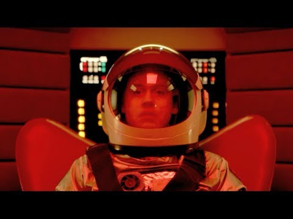 Metronomy - I'm Aquarius (Official Video)