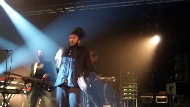world a reggae music tour a l'EMMA yaniss odua - yeah yeah (live)