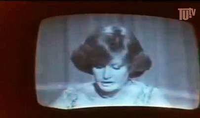 tractorada y manipulacion mediatica de la UCD  (Doc 1979 Despues de... Parte 1)