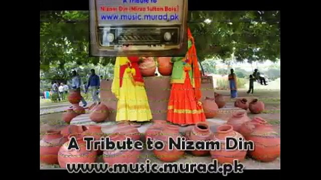 07 of 10 Mirza Sultan Baig as Nizam Din of Radio Pakistan Lahore Punjabi Program