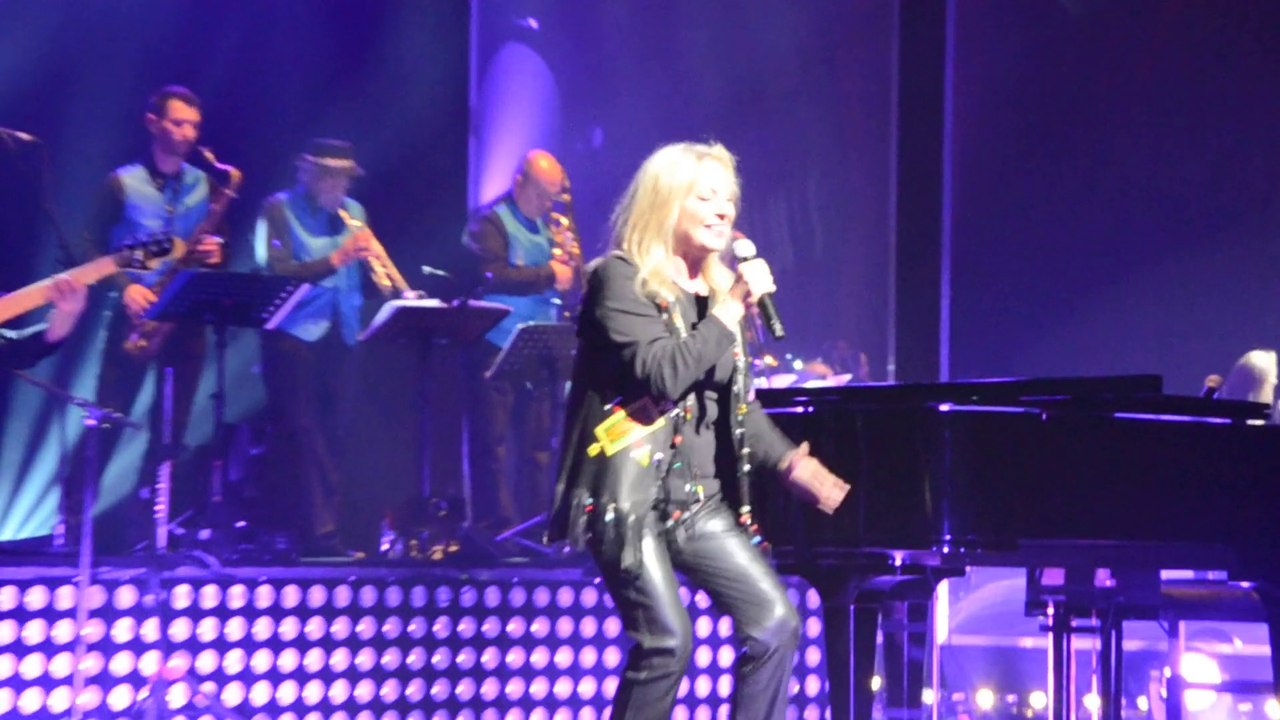 VERONIQUE SANSON 2015 - "Les Années Américaines" - Courbevoie - Exclusivement féminin