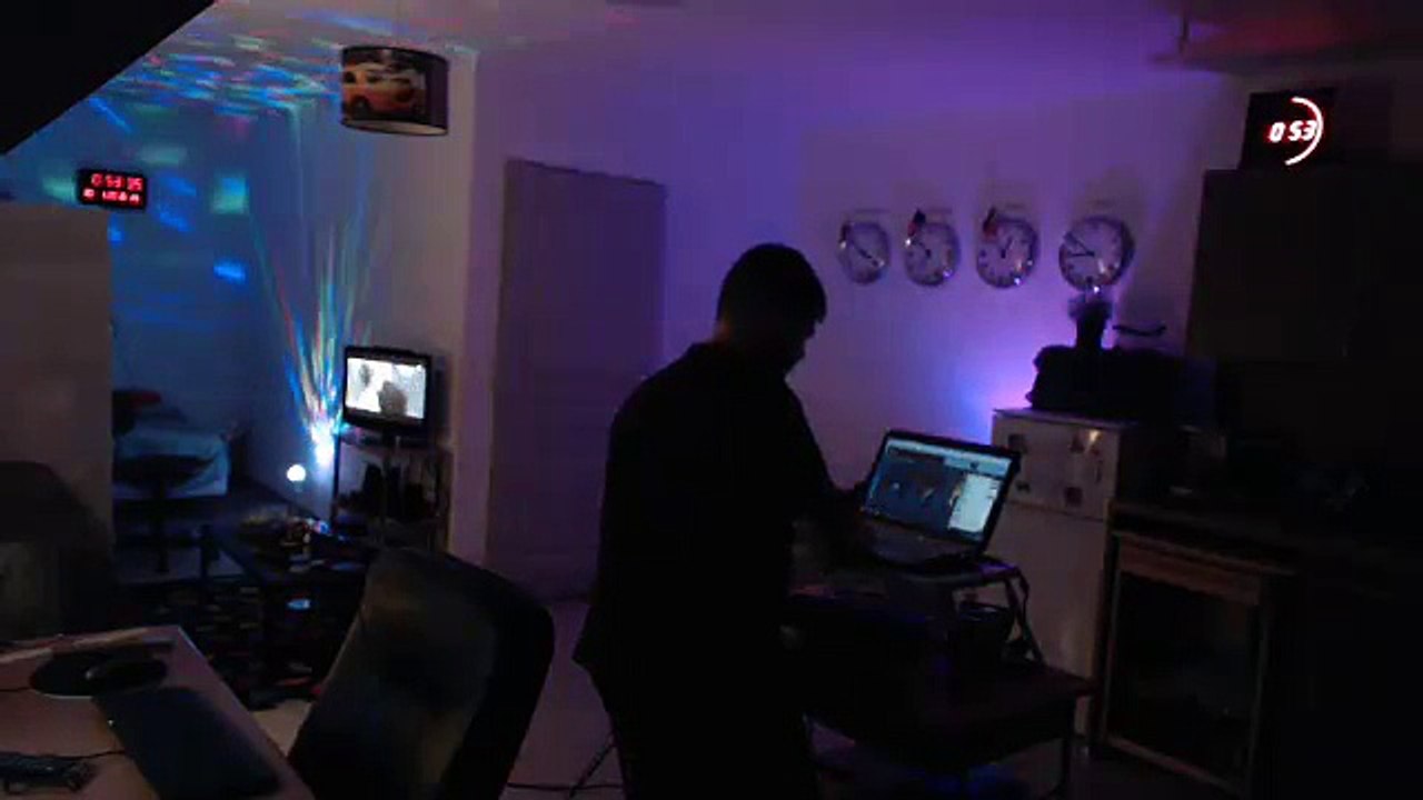 live_maxime15tv-1977105144-965149399_2015-01-29-16.56.49.223-CST_0