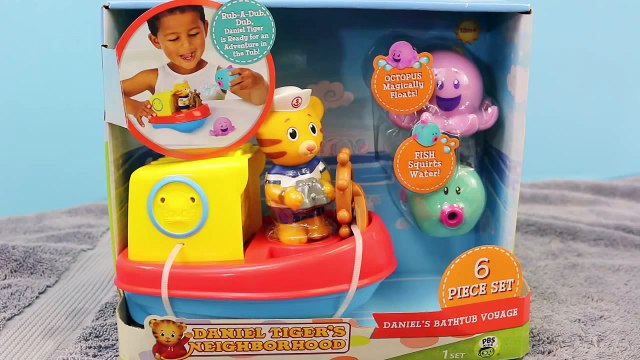Bubble Guppies Surprise Eggs & Daniel Tiger's Neighborhood Bath Toy Boat DisneyCarToys