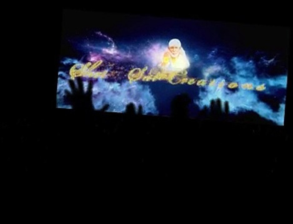 Thala's yennai Arinthal Trailer Mass response In Aruppukottai Theatre