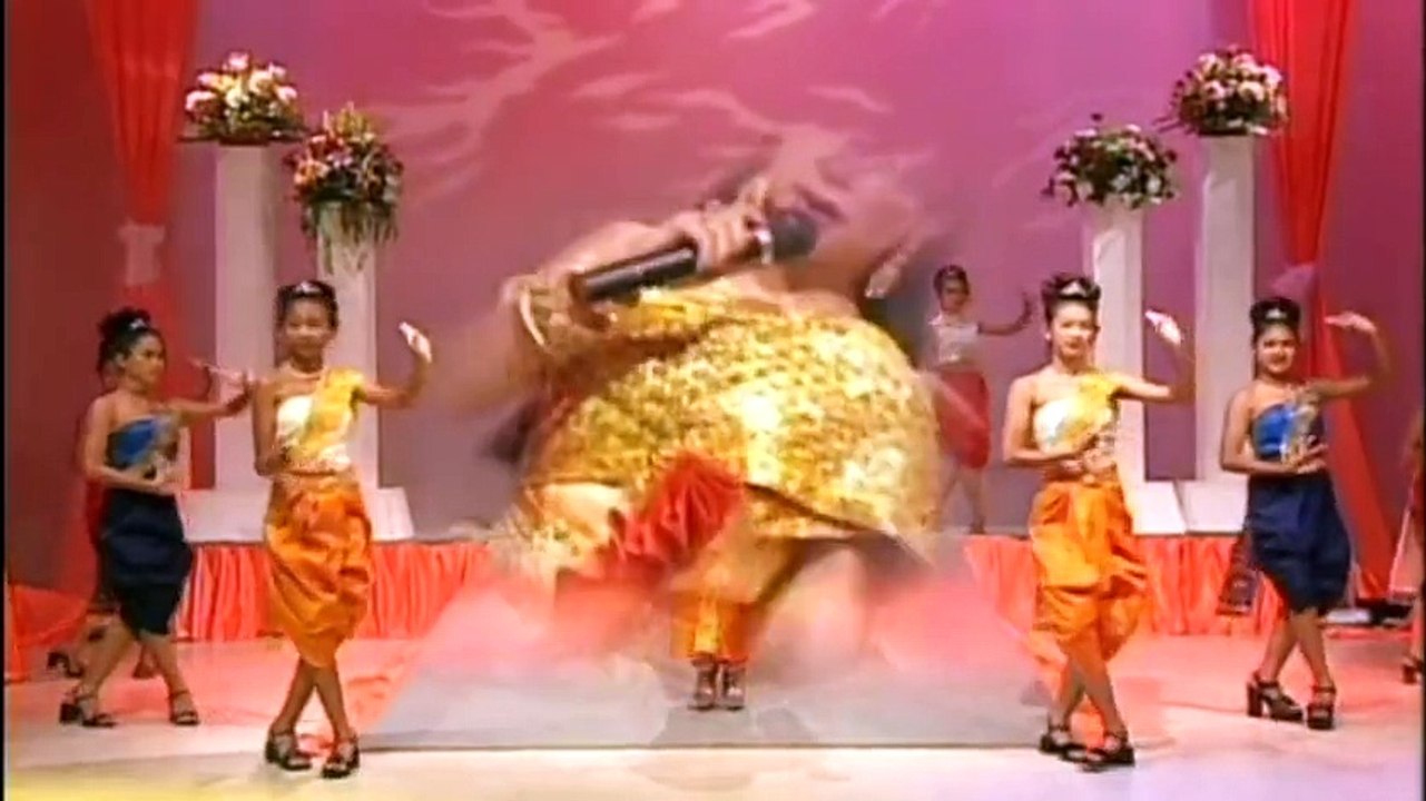 Touch Sunnich,ព្រះថោងនាងនាគ