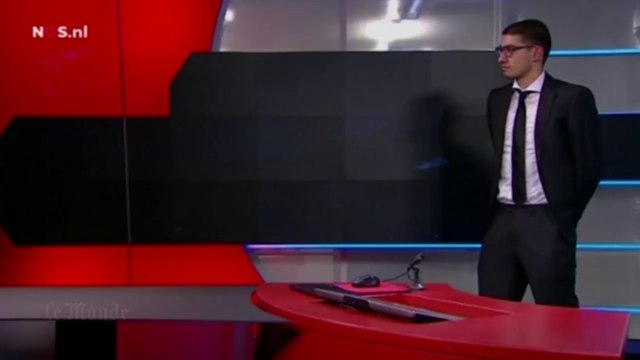 Pays-Bas : un étudiant interrompt le JT avec une arme factice