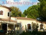 Villa à vendre de 5 pièces à Miramas (13140) dans un quartier calme venez découvrir pour acheter cette maison recherché de 130m2 vendue avec un terrain arboré de 740m2. Cette villa de 1990 en construction traditionnelle en vente via Logela.fr