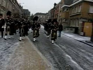 Ecossais Hawick pipe band Bailleul 2007 mardi