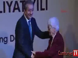 'Mercimekçi Profesör'ün Bakan Eker'e çıkışını tüm salon alkışladı