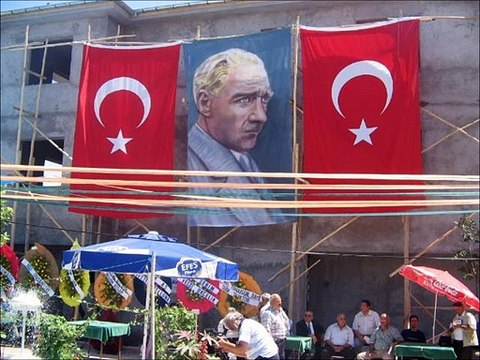 Mustafa Özarslan - Beyler Deresinden Aştı Gediği - GÖNÜL TÜRKÜLERİ SEVDALI TÜRKÜLERİN GÖNÜL SAYFASI.M.M.