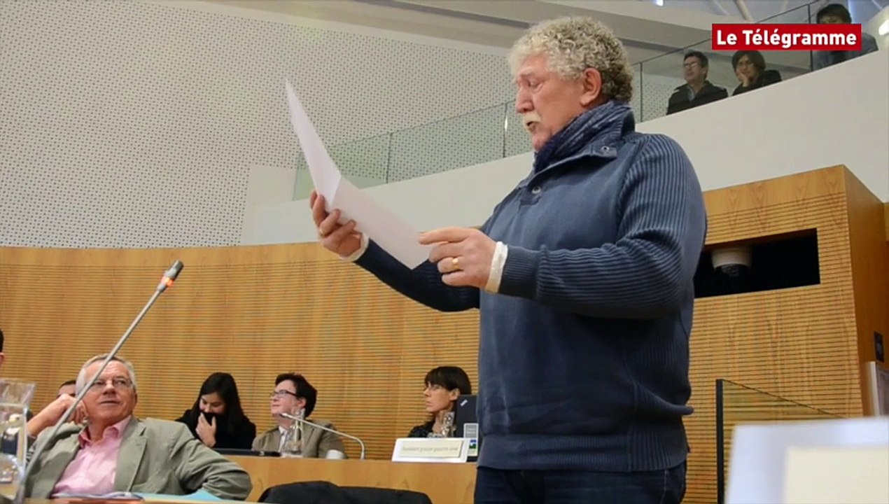 Conseil général des Côtes-d'Armor. Une chanson en l'honneur de Claudy Lebreton