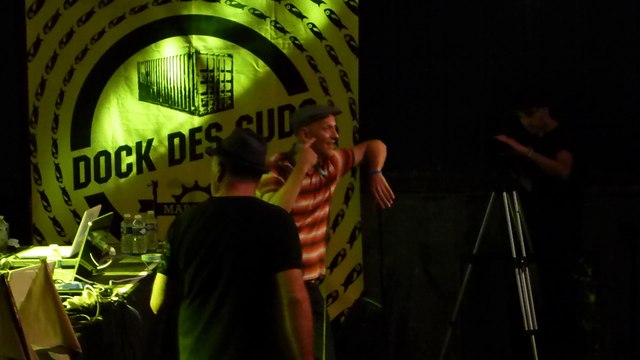 les dj's du soleil papet j et gari greu va voir ailleur (live)