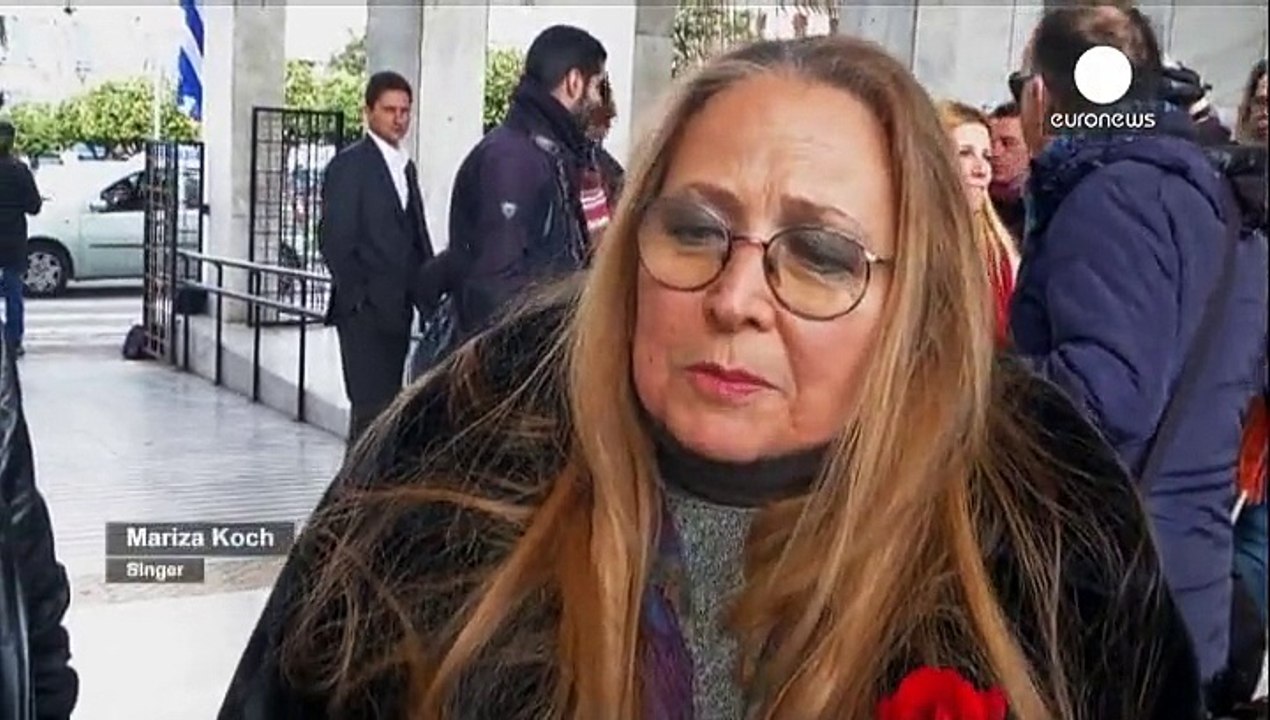 Grécia diz último adeus a Demis Roussos