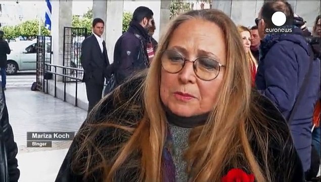 Abschied mit Nostalgie und Liebe : Letzte Ehre für Demis Roussos