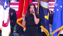 Idina Menzel emociona fás ao cantar o hino dos EUA no Super Bowl XLIX