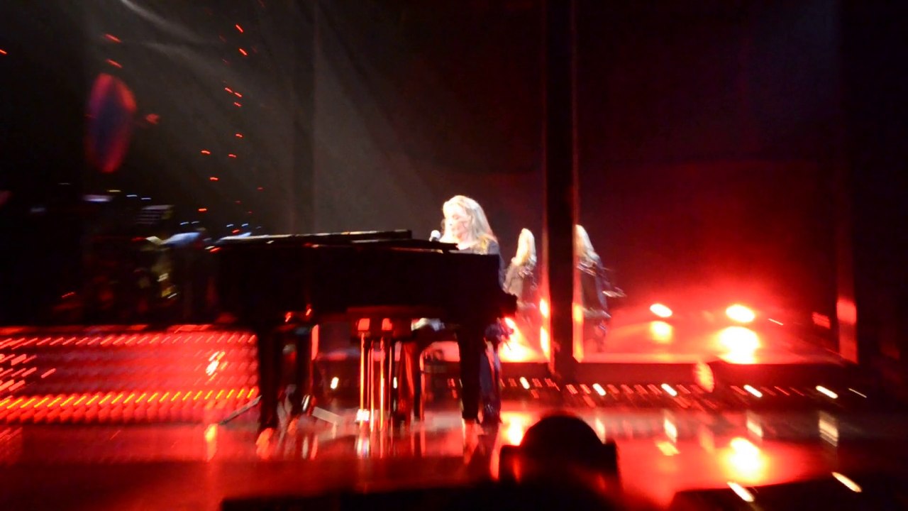 VERONIQUE SANSON 2015 - " Les Années Américaines " - Courbevoie - Je me suis tellement manquée