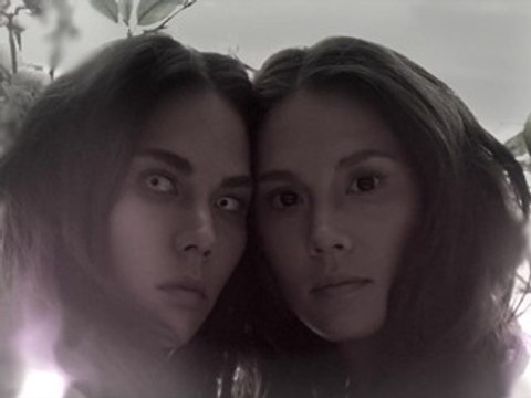 The Smashing Pumpkins - Being Beige