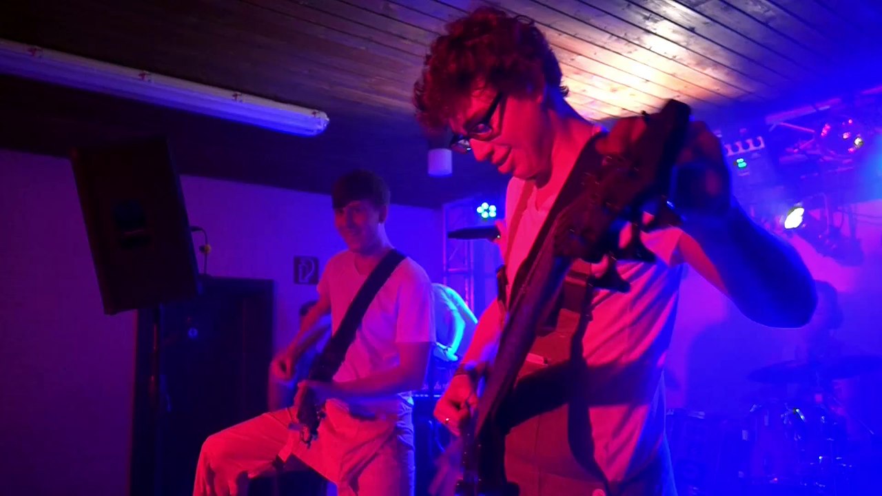 Leverkusen: Dickes Gebäude (30.01.2015)