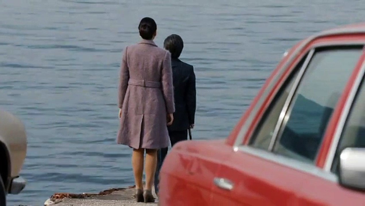 Karadayı 95.Bölüm   Turgut, Feride'ye önemli belgeler verir