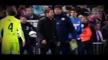 Diego Simeone fait un bras d'honneur à l'arbitre (FC Barcelone vs Atlético de Madrid)