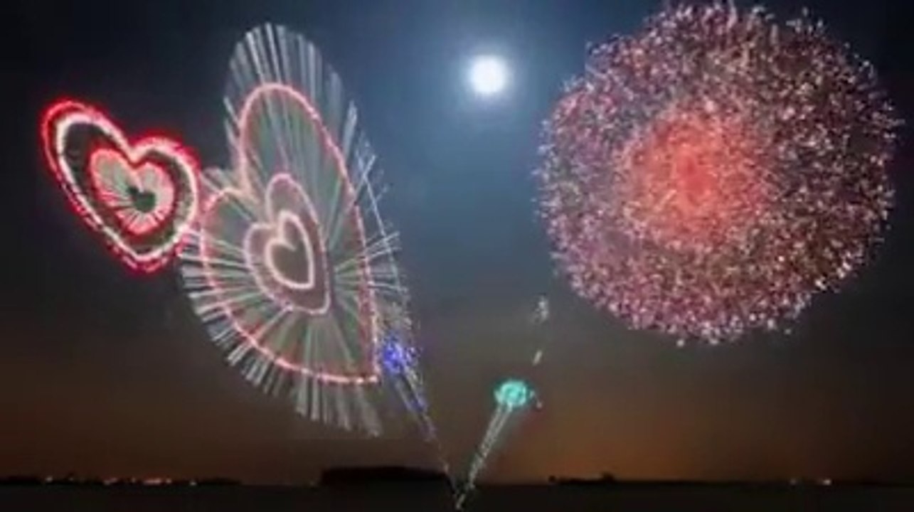 Wonderful Fireworks For New Year 2015